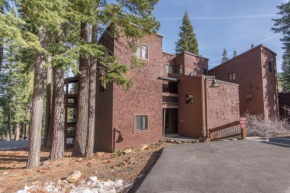 Hodges by Tahoe Truckee Vacation Properties, Truckee